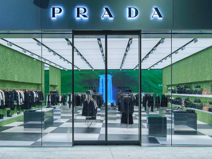 Бутик Prada в Токио по проекту Рема Колхаса