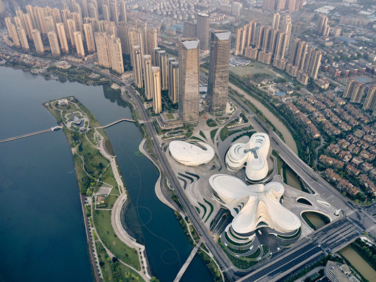 Международный центр культуры и искусства по проекту Zaha Hadid Architects
