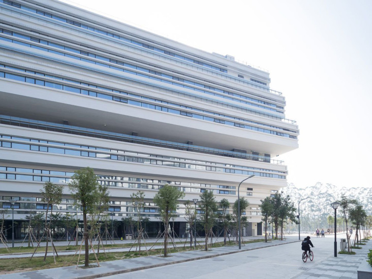 Herzog & de Meuron: здание SUMC в университетском кампусе Шаньтоу