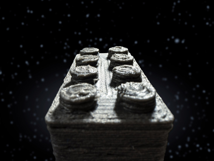 Деталь Lego из метеоритной пыли: строительство в космосе