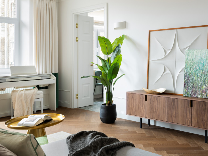 Квартира в сталинке с элементами ретро: проект at.buro