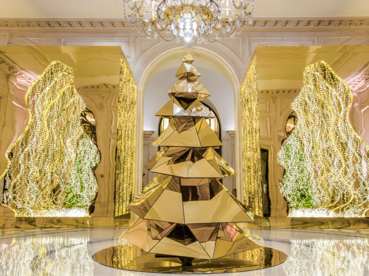 5 самых необычных рождественских декораций от Нью-Йорка до Парижа