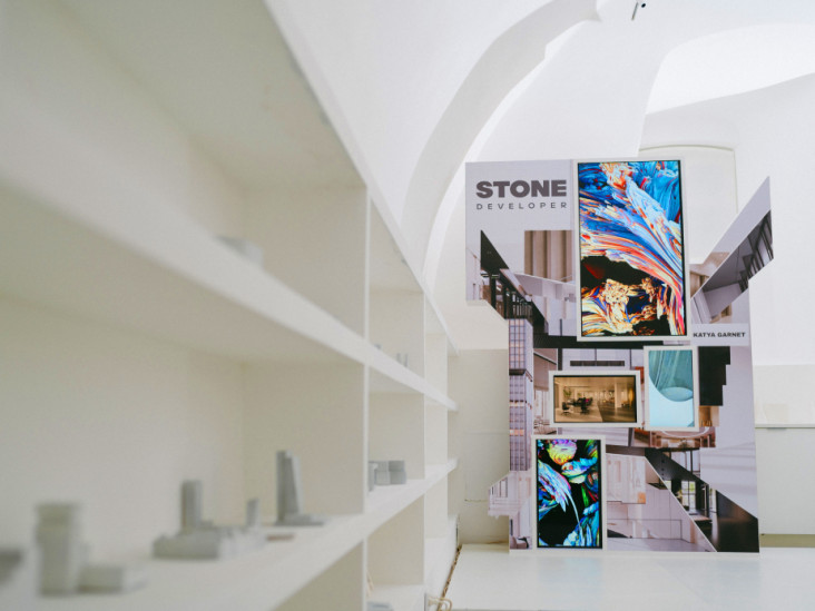 «Архитектурные перспективы»: инсталляция цифровой художницы Кати Гарнет и STONE