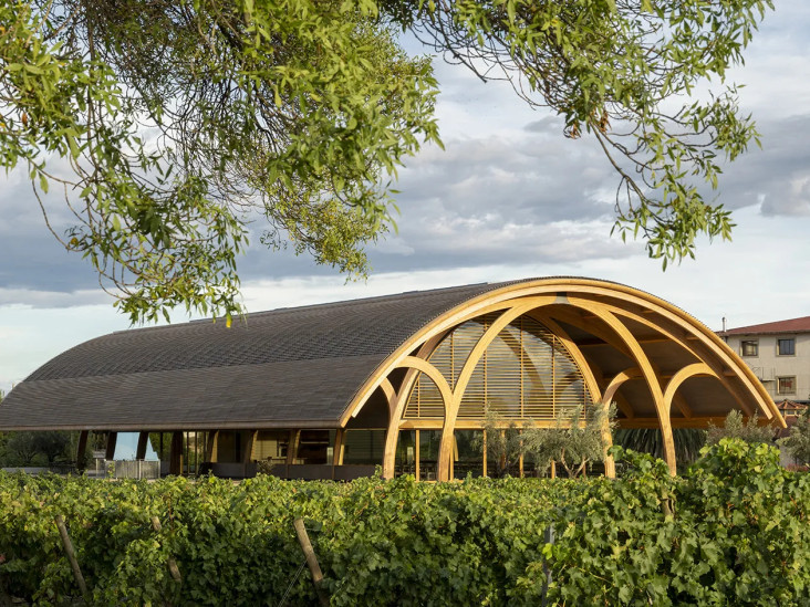 Foster + Partners реконструировали винодельню Bodegas Faustino