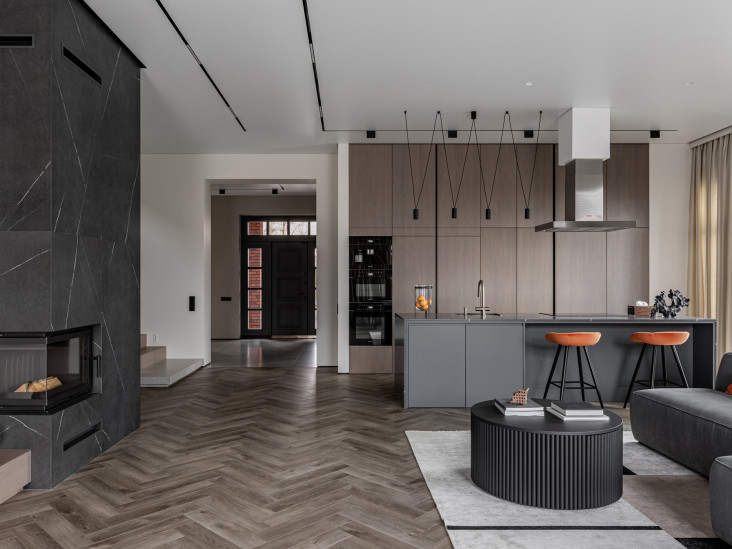Современный двухэтажный дом под Калининградом: проект IDEA interior design