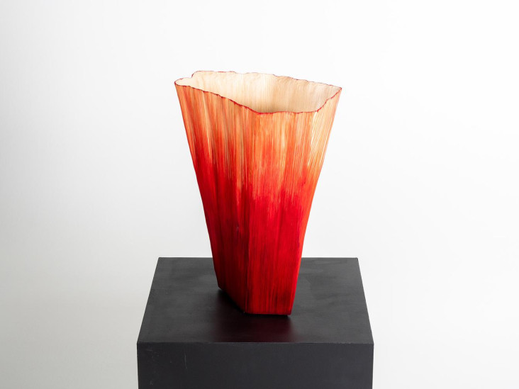 Диди Нг Винг Инь: «плиссированное» дерево в коллекции Wood Pleats