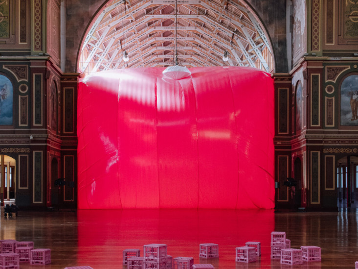 Надувная инсталляция в Королевском выставочном центре Мельбурна