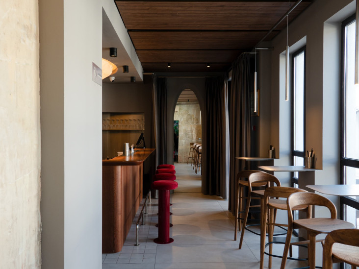 Бар в бывшей пирожковой: проект Sarakula Interiors в Симферополе