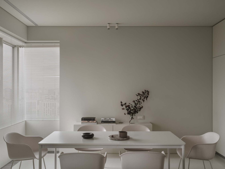 Белая квартира 60 кв. метров в Москве: проект Kodd Bureau