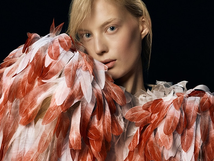 «Сны Алены»: выставка к 25‑летию творчества Алены Ахмадуллиной