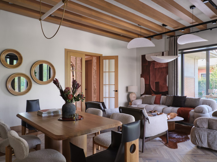 Загородный дом в стиле современного шале: проект Алены Красатулиной под Алматы