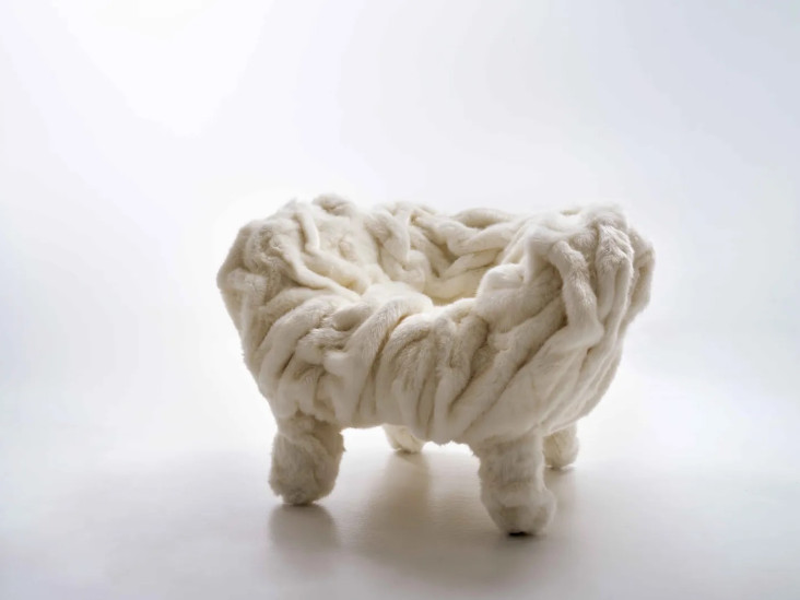 Кресло Grinza White: новинка Edra в честь Олимпийских игр в Милане