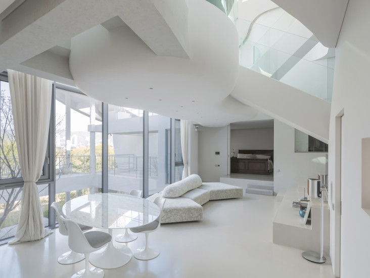 Белоснежная резиденция в Южной Корее: проект IROJE KHM Architects