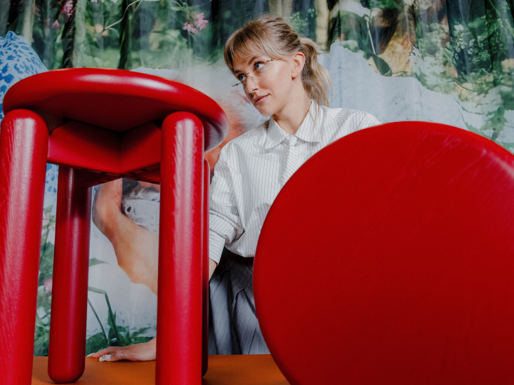 Идеальный офис в ироничном поп-апе от Namu Buro