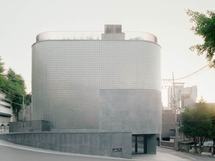 Бетонный бутик ManMade в Сеуле: проект Stocker Lee Architetti