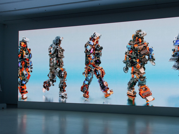 Вторая международная биеннале «Искусство будущего»: нейросети, человек и роботы