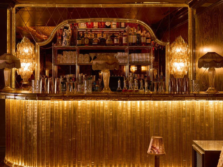 Венецианское стекло в общественных интерьерах: три эффектных примера