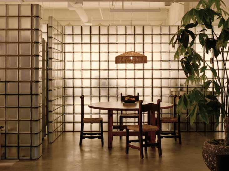 Офис с атмосферой дома в Лос-Анджелесе: проект Aunt Studio