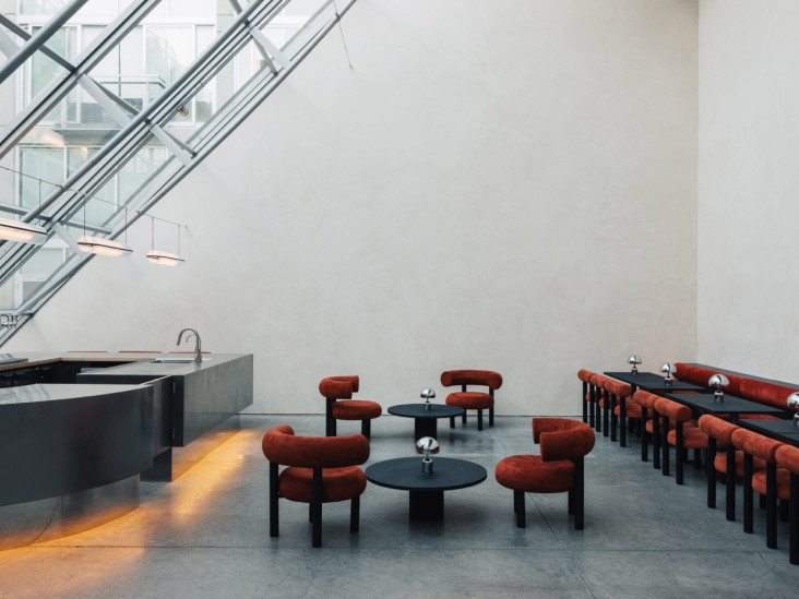 Кафе и бар в здании по проекту Артура Эриксона: проект SML Studio Architecture