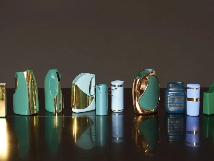 Вазы из пластиковых емкостей из-под моющих средств: проект основателей Dimorestudio