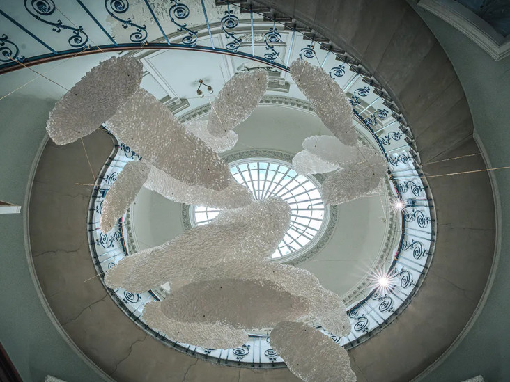 Кенго Кума: инсталляция Paper Clouds в Лондоне