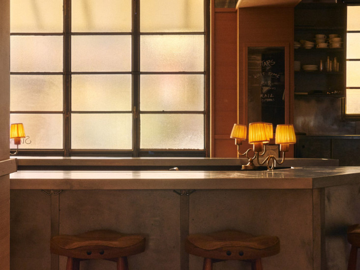Камерный винный бар в Нью-Йорке: проект студии Valle de Valle