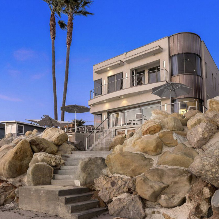 Малышка Жасмин На Порно Кастинге Кончила От Ласк Палочки С Шипами