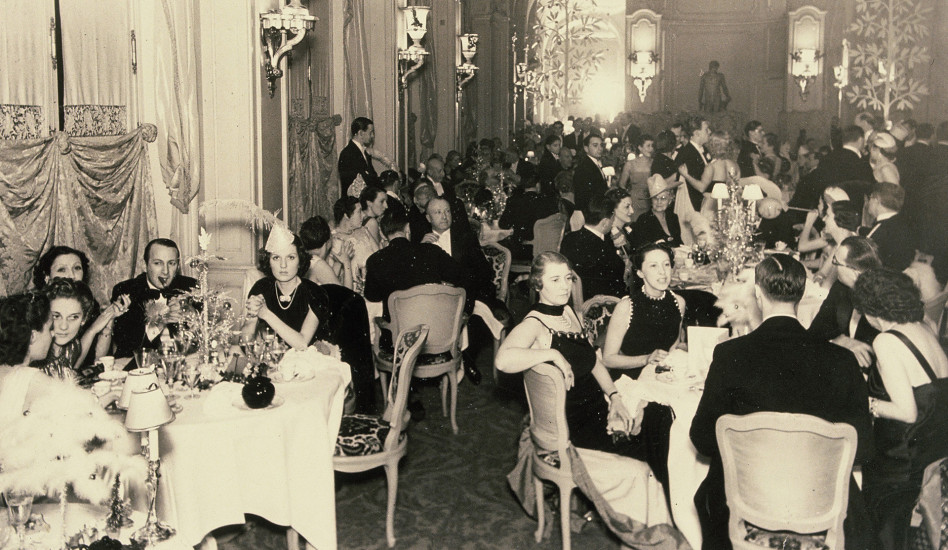 Онлайн-аукцион отеля Ritz: 1500 лотов