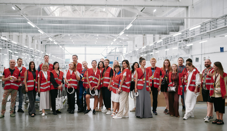 «МарияДизайнПипл-2024»: экскурсия дизайнеров на фабрику «Мария»