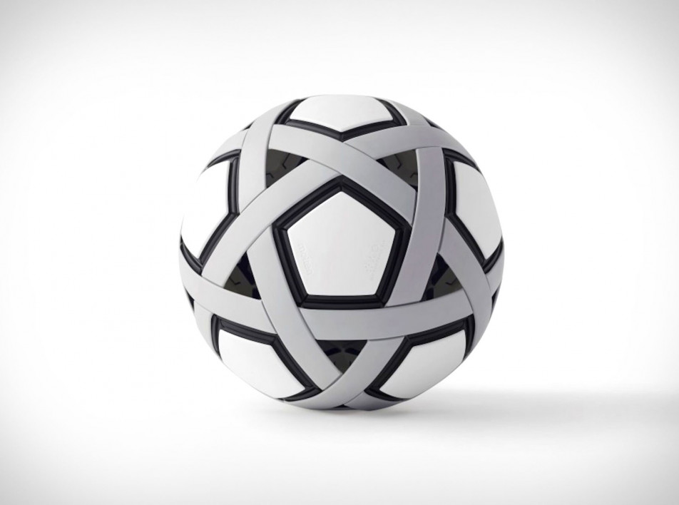 Универсальный футбольный мяч Nendo
