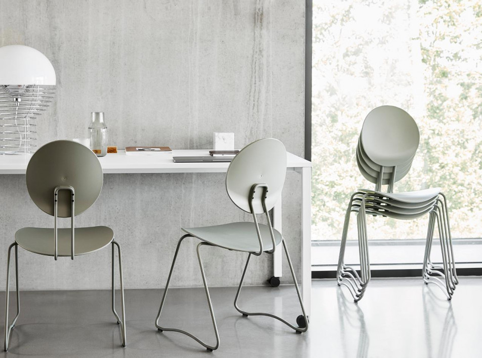 Тренды 2020/2021: мебель Вернера Пантона для домашнего офиса