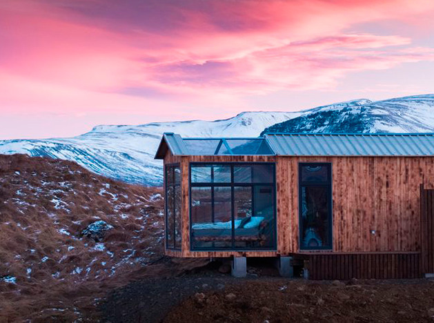 Panorama Glass Lodge: отдых с северным сиянием