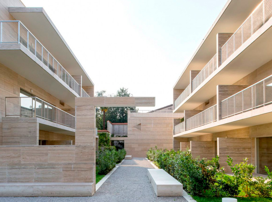 Алвару Сиза и COR Arquitectos: жилой комплекс в Ломбардии