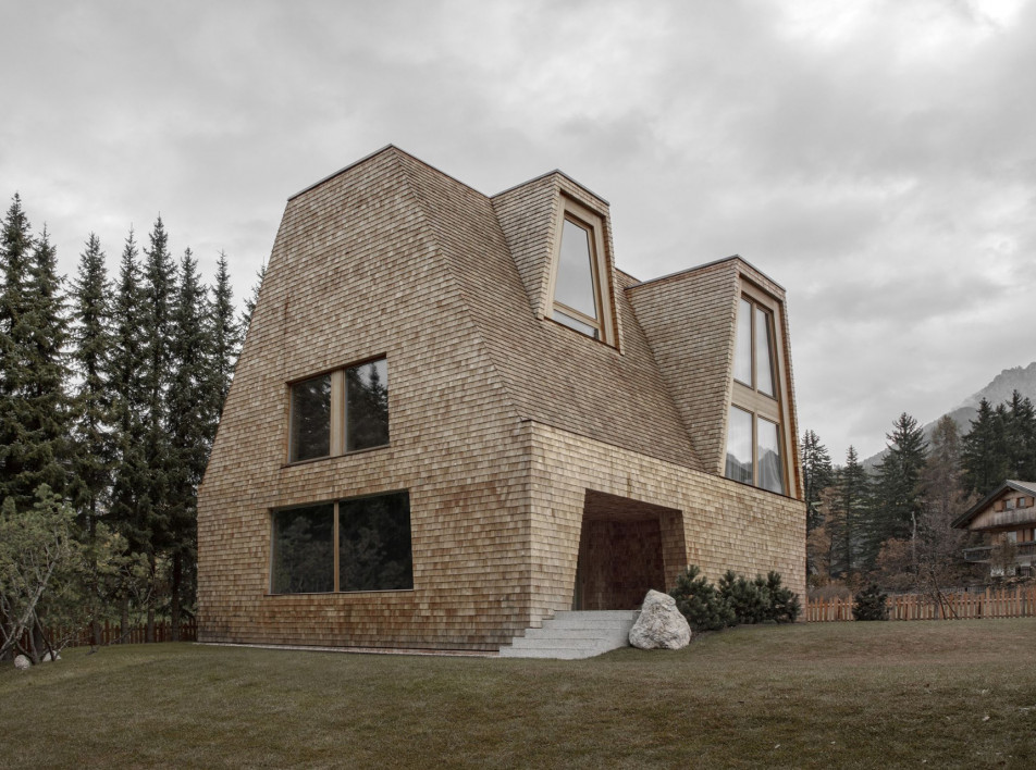 Pedevilla Architects: экологичный дом в Альпах