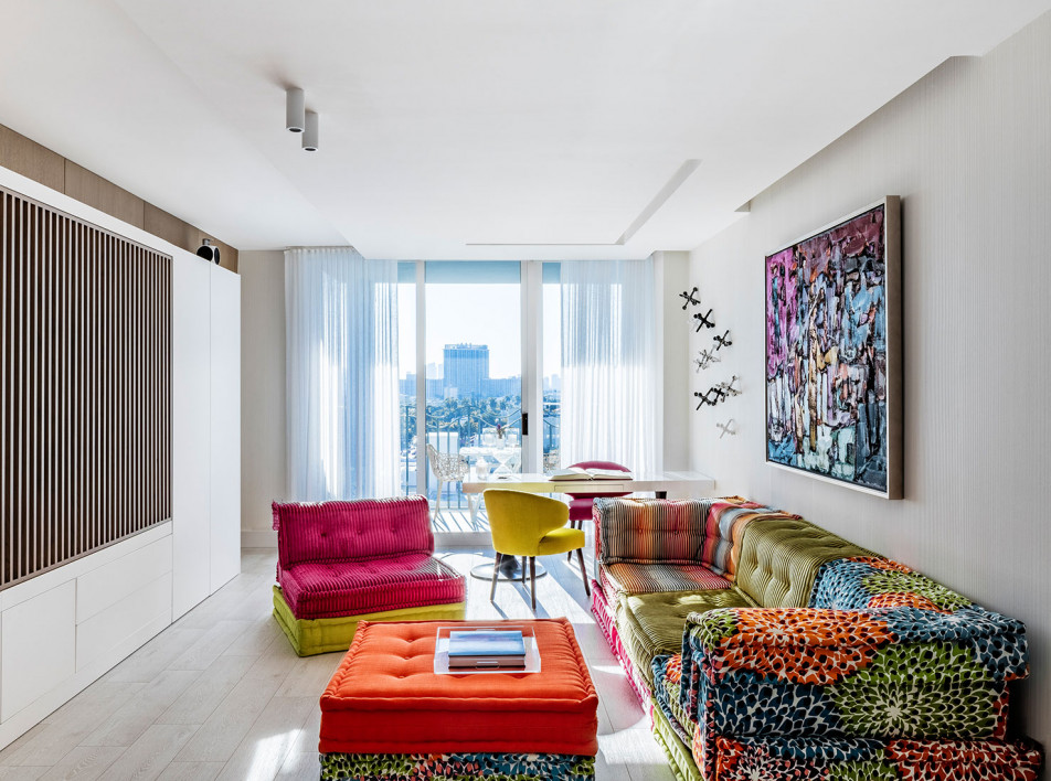 Sire Design: красочная квартира в Майами