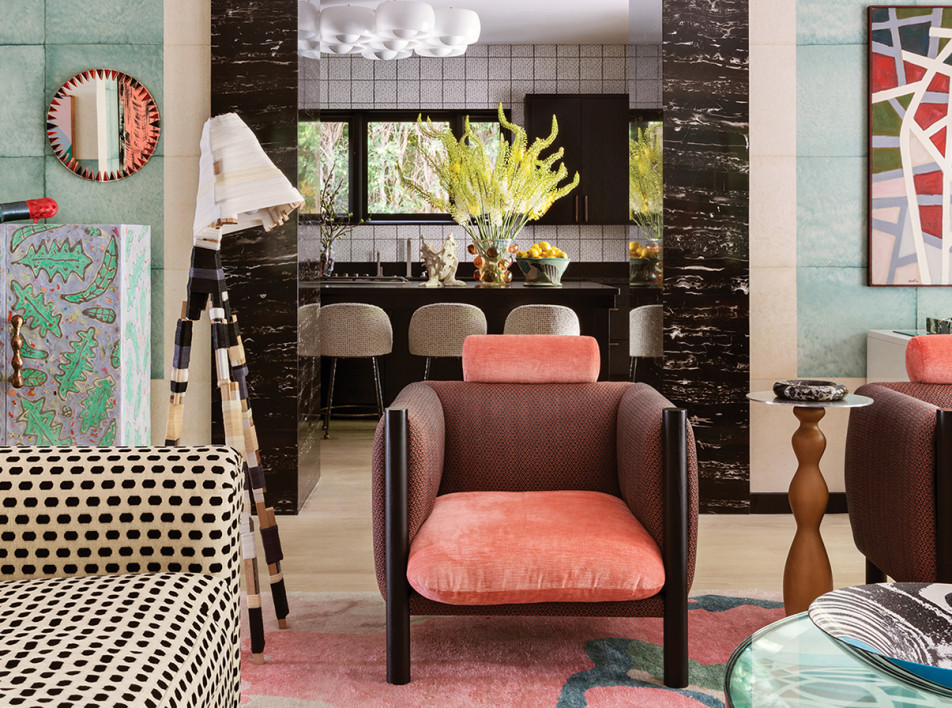 Розовый и зеленый в интерьере гостиной: 33 решения