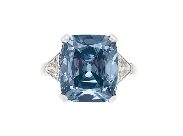 Рекорд аукциона Christie’s: кольцо Bvlgari за 18 миллионов