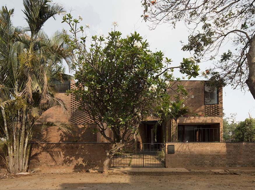 Кирпичный дом в Бангалоре