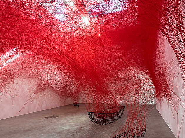 Чихару Шиота: красный взрыв в Берлине