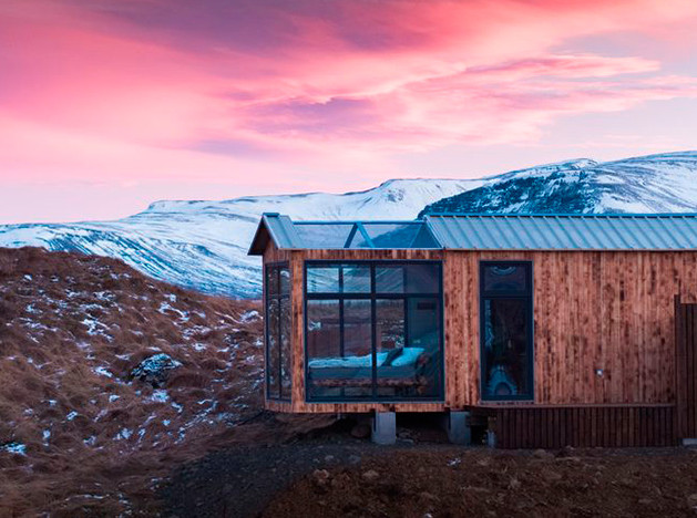 Panorama Glass Lodge: отдых с северным сиянием