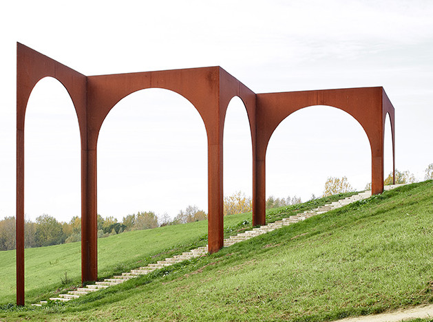 Gijs Van Vaerenbergh: аркада в бельгийской деревне