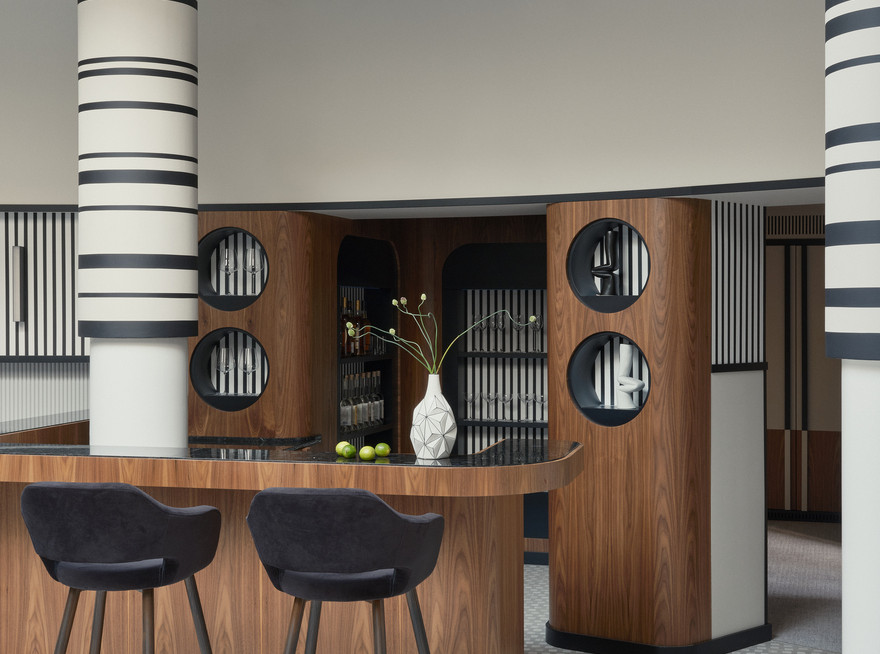 Частный клуб с графичным интерьером в Ленинградской области: проект Casa Architetti