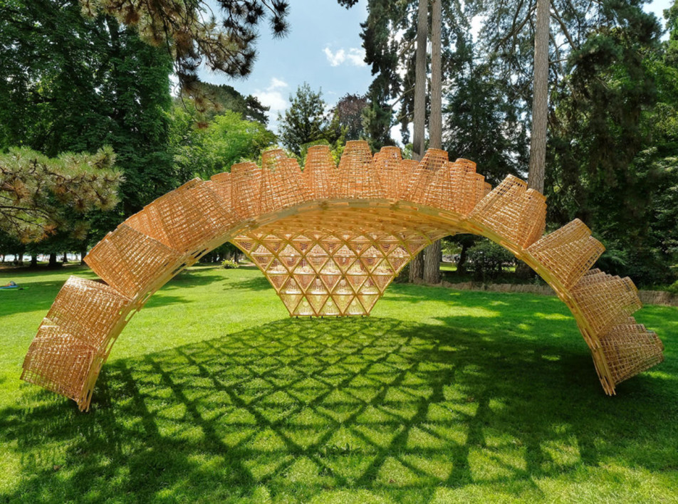 Сетчатый павильон Wicker по проекту DJA