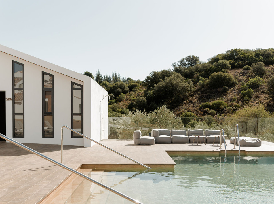 GANA Arquitectura: сельский отель недалеко от Малаги