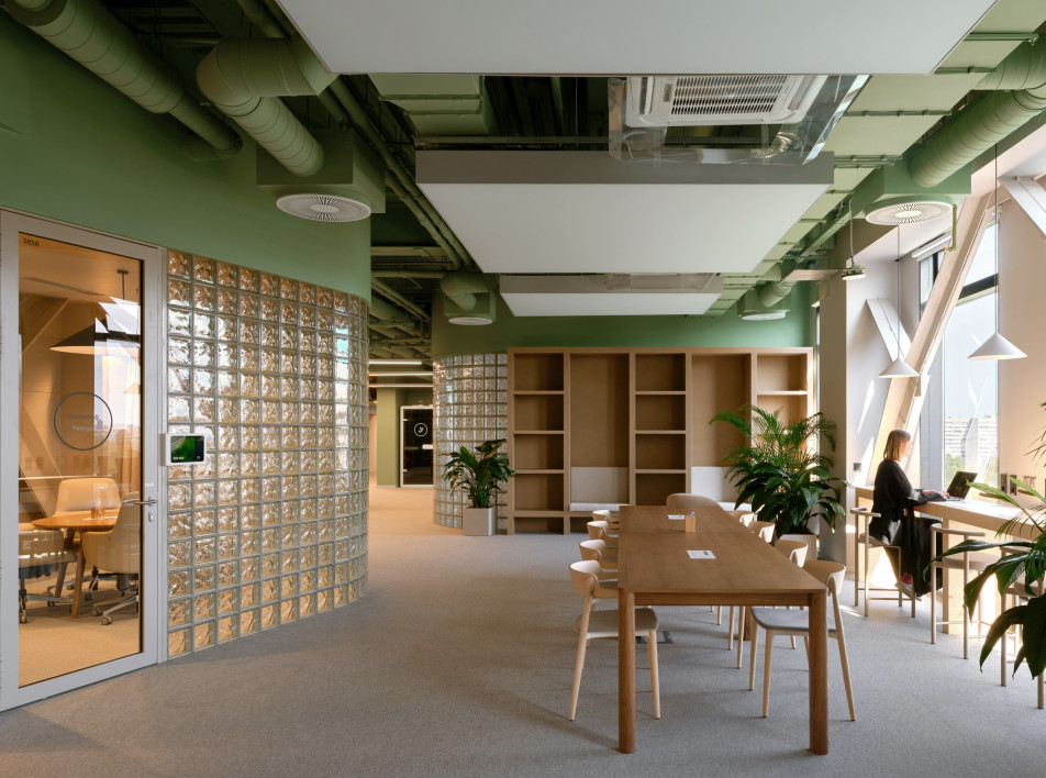 Обновленный офис «Яндекса» в Петербурге: проект Nefa Architects