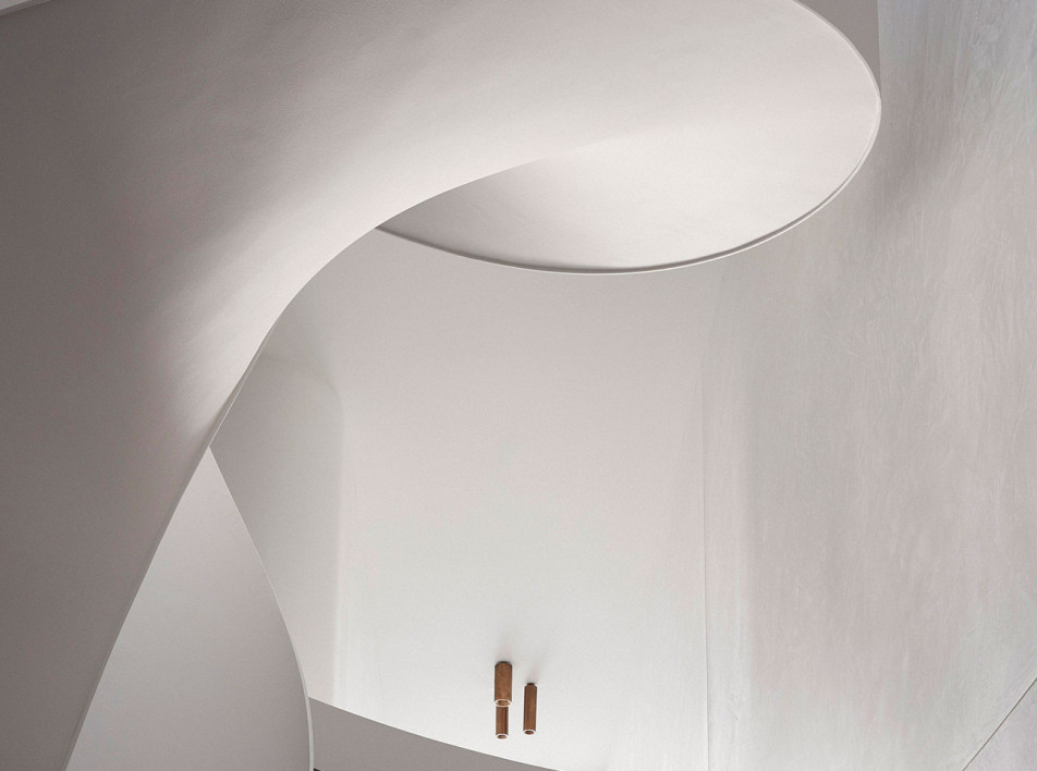 Jolson Architecture and Interiors: дом со скульптурной лестницей
