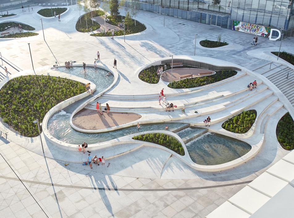 Площади, парки и променады: 10 лучших общественных пространств в мире