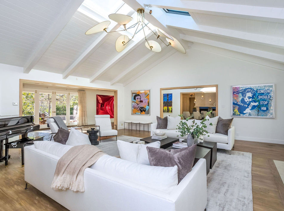 Джим Керри продает ранчо в Лос-Анджелесе за 29 миллионов долларов