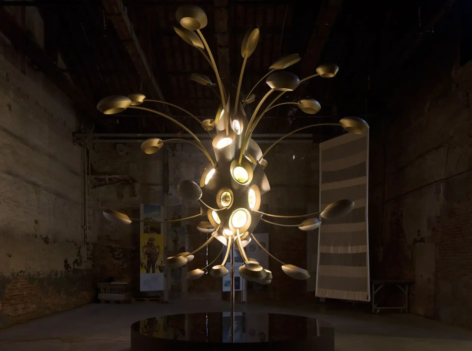 Heatherwick Studio на Венецианской биеннале: космический сад