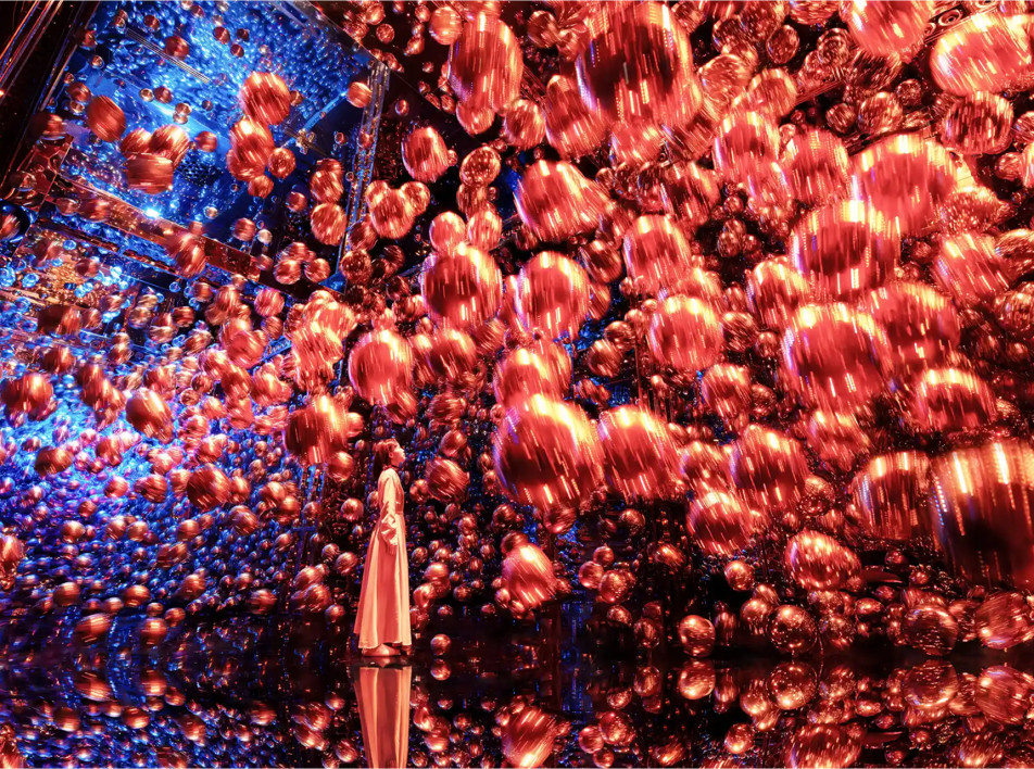 Музей цифрового искусства teamLab в Киото